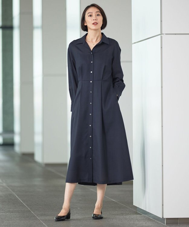 自由区 【洗える】トロピカルストレッチシャツ ドレス ネイビー