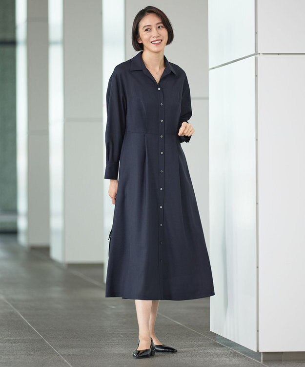 自由区 【洗える】トロピカルストレッチシャツ ドレス ネイビー