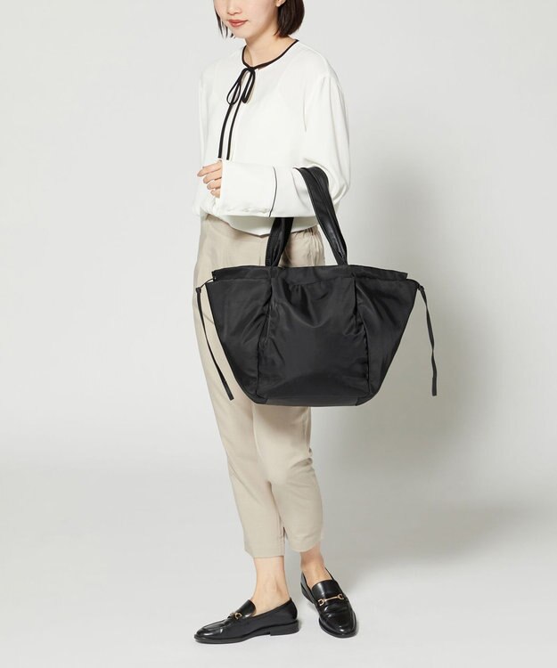 Y'SACCS 【Y’SACCS vous et】コンテナバッグ Lサイズ ブラック