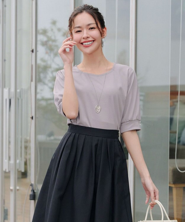 Tiaclasse L 【小倉優子さん着用・洗える・接触冷感・汗ジミ防止】“サマさまカットソー”パール付きパフスリーブトップス グレージュ