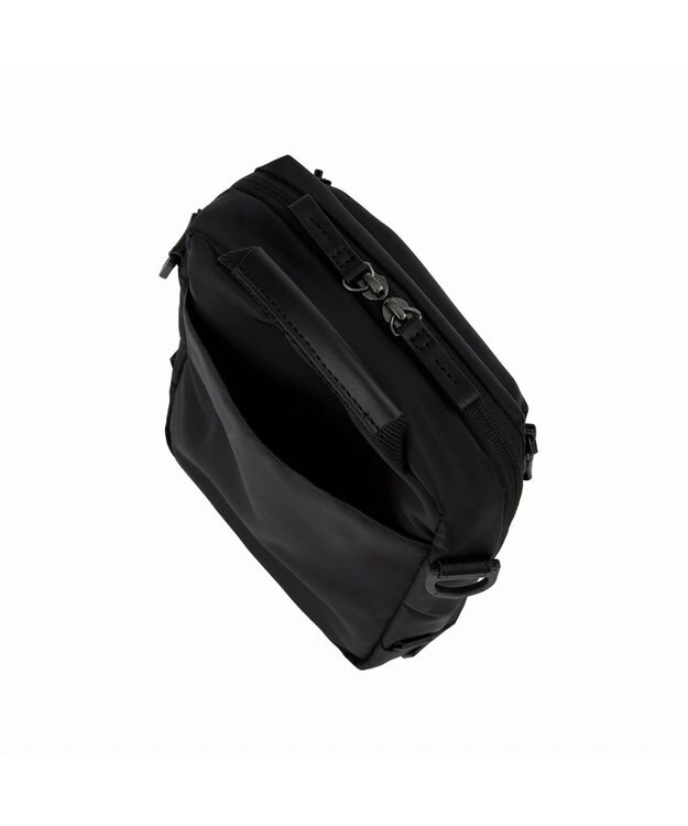 ACE BAGS & LUGGAGE ace. メトレクス ショルダーバッグ  軽量 縦型 19111 エース ブラック