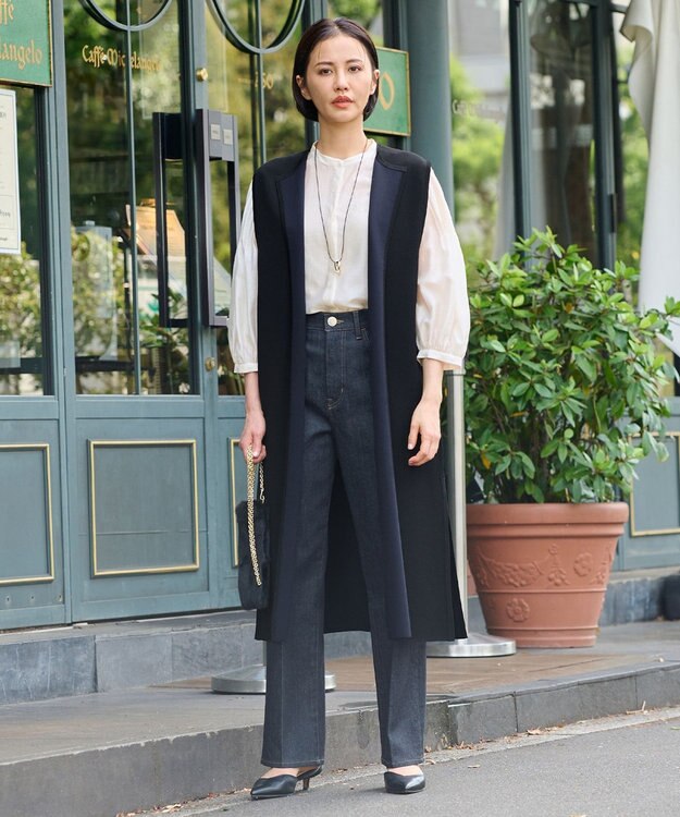 自由区 【WEB限定カラーあり・洗える】クレープストレッチニット ジレ [WEB限定]ブラック×ミッドナイト