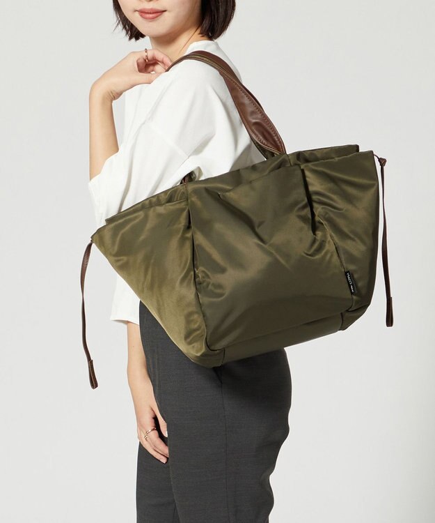 Y'SACCS 【Y’SACCS vous et】コンテナバッグ Lサイズ カーキ