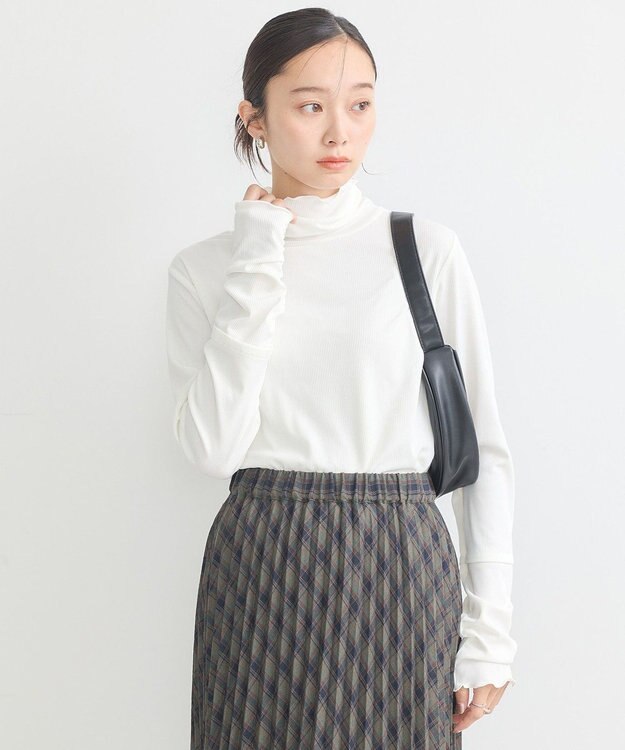 earth music&ecology シャーリングスリーブリブタートルプルオーバー Ivory