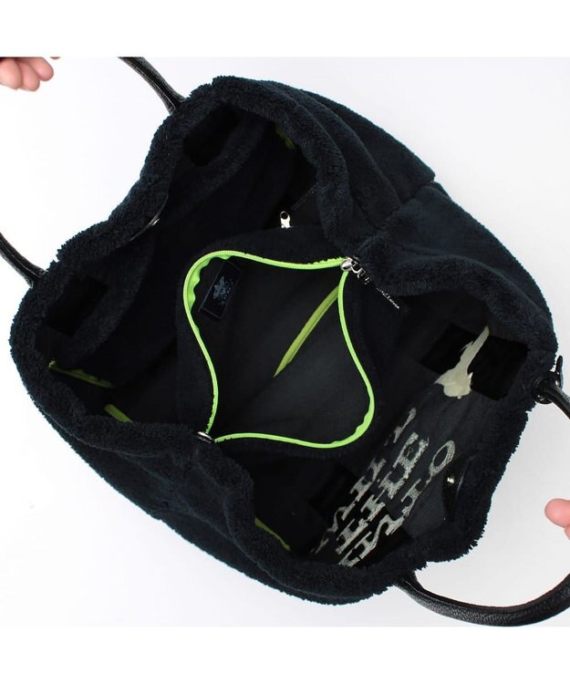 A.D.M.J. 【もこもこ】オスカー/コード刺しゅうキューブトート34cm(Dカン＋) PITCH BLACK