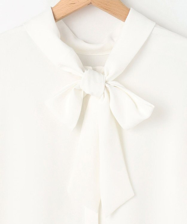 組曲 L 【KUMIKYOKU NAVY】ジョーゼットシフォン2WAY ボウタイブラウス パールホワイト系