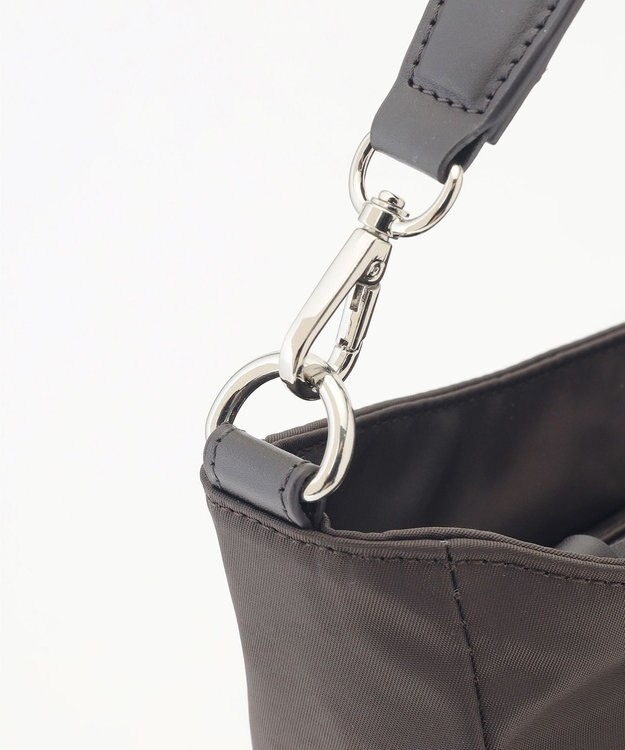 Y'SACCS ツイルナイロン　カーブショルダー　Mサイズ チョコ