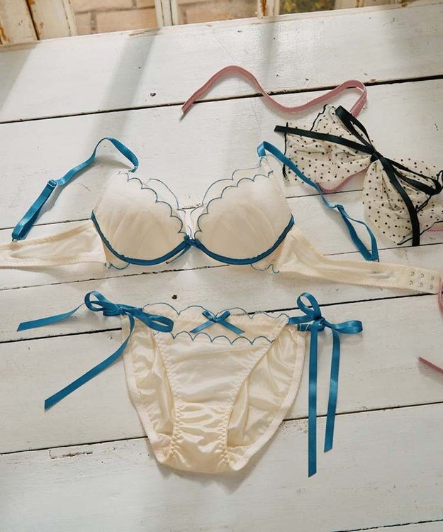San-ai Resort（三愛水着楽園） シアードットチュール　ブラジャー＆ショーツセット【northerly】 ホワイト