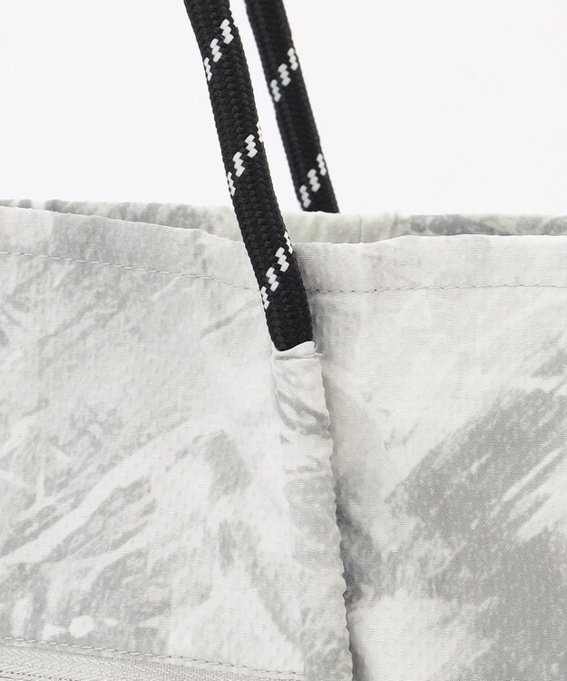 JOSEPH ABBOUD MOUNTAIN 【軽量/ECO撥水/ポケッタブル】エンボスプリント トートバッグ ライトグレー系5