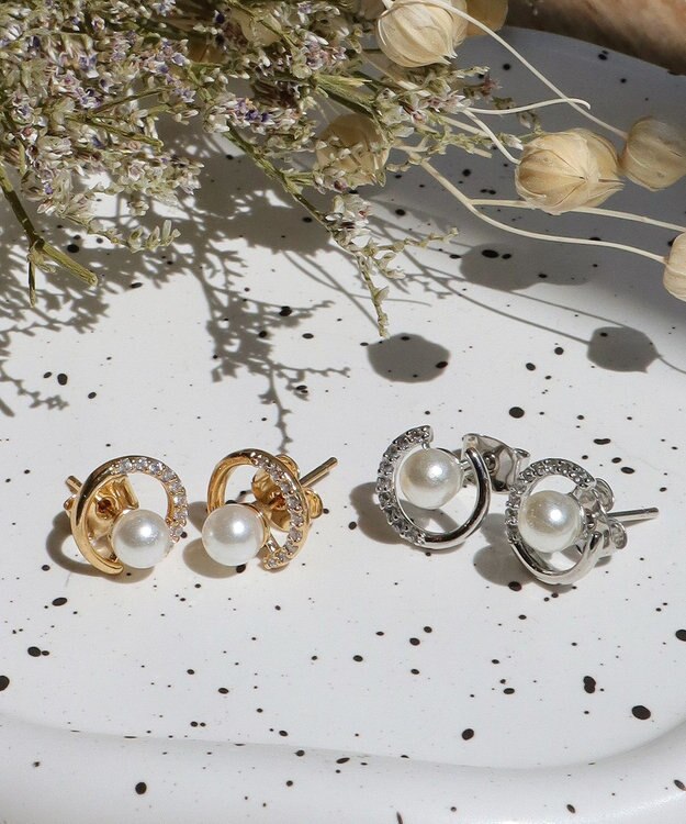 Tiaclasse ストーン＋パール付きピアス ゴールド