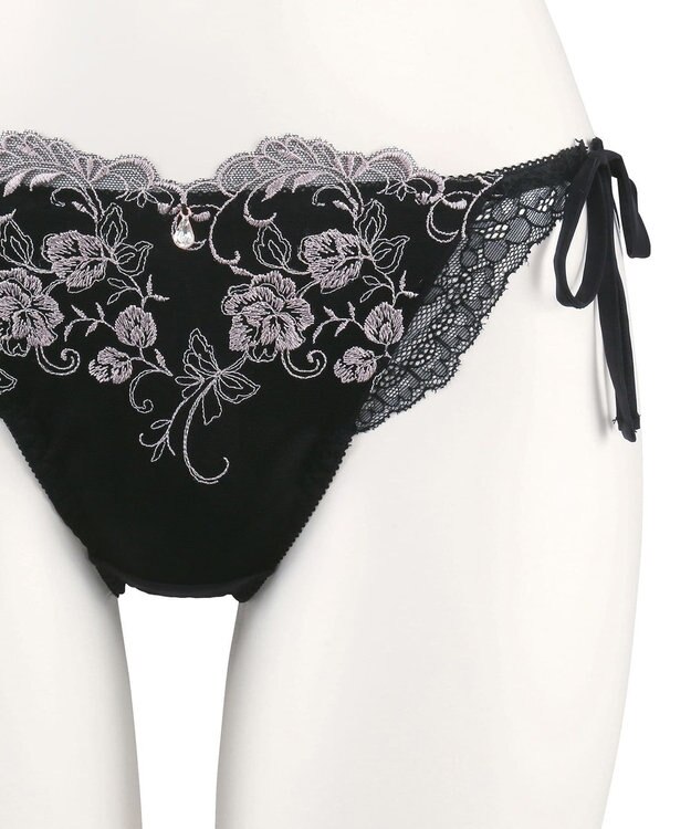 San-ai Resort（三愛水着楽園） エレガントコレクション2404ヒモショーツ  【northerly】 ブラック