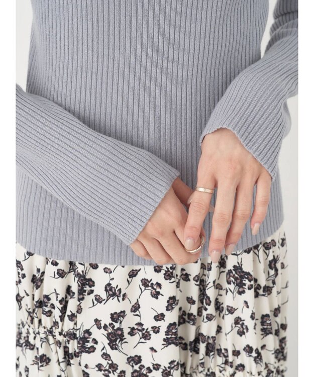 earth music&ecology ＳＥＴ２点Ｖネックジャンスカ＋ハイネックニット Gray