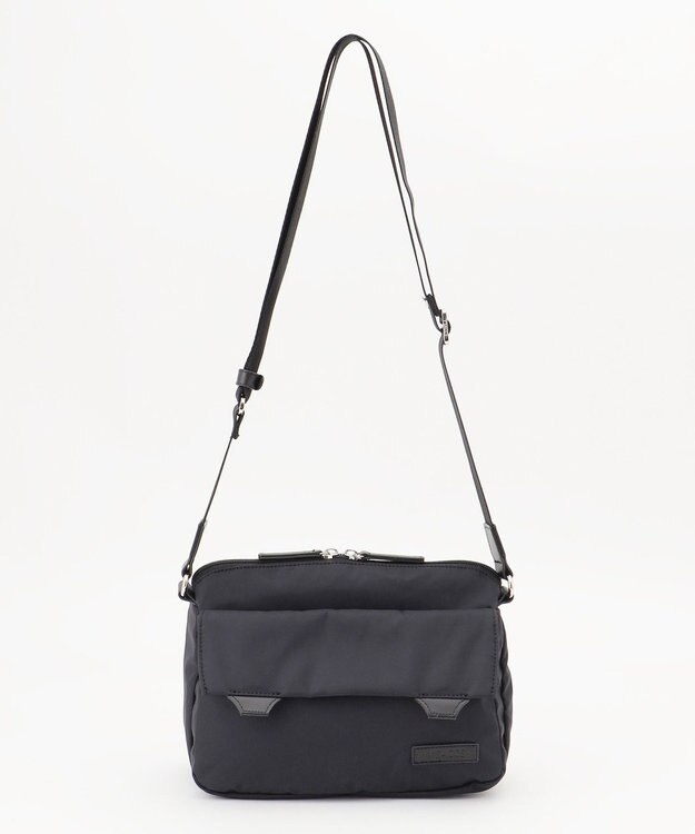 Y'SACCS ダブルタブ　トラベルポシェット ブラック