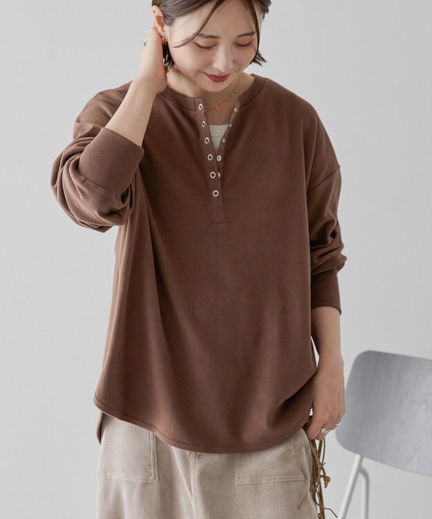 AMERICAN HOLIC ソフトタッチヘンリーネックプルオーバー Brown
