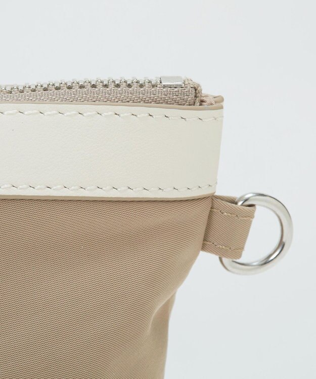 TOPKAPI 【Breath TOPKAPI】MORPH モーフ リンクルナイロン 舟形 ポーチ　撥水 ベージュ