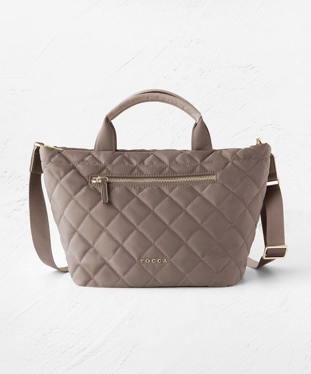 TOCCA TRACE PAVE FASTENER TOTE ナイロンキルトバッグ べージュ系