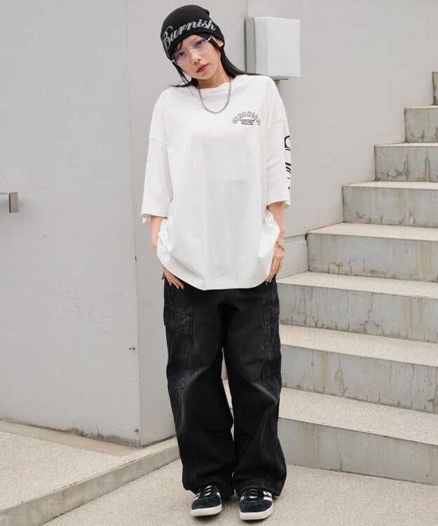 WEGO 【ユニセックス着用ITEM】アクセ付きストレートロゴT（SS） ホワイト