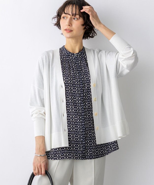 23区 【先行予約/WEB&一部店舗限定】スビンハイツイスト Vネック カーディガン ホワイト系