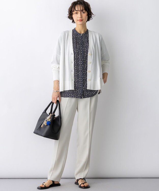 23区 【先行予約/WEB&一部店舗限定】スビンハイツイスト Vネック カーディガン ホワイト系