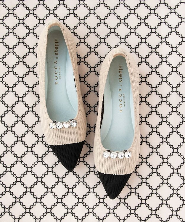 TOCCA 【軽量・撥水・お洗濯可・選べるシュークリップ】steppi×TOCCA BICOLOR POINTED PUMPS パンプス ベージュ×ビジュー
