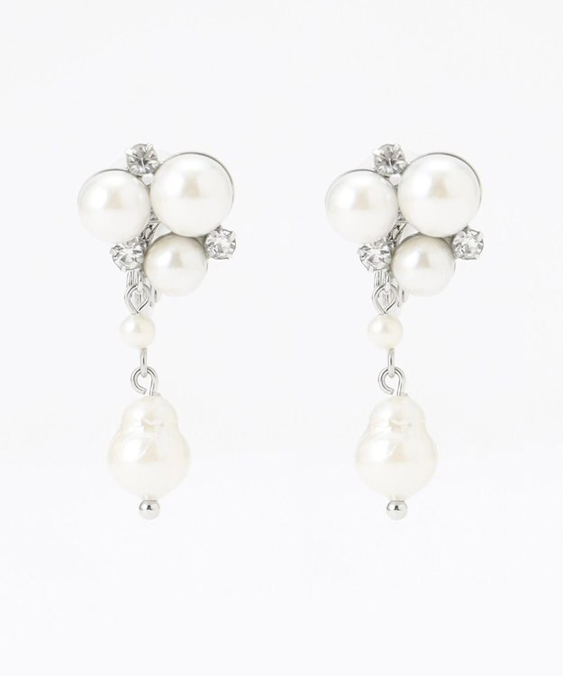 23区 【APPLAUDIR】ステーションパール イヤリング シルバー系