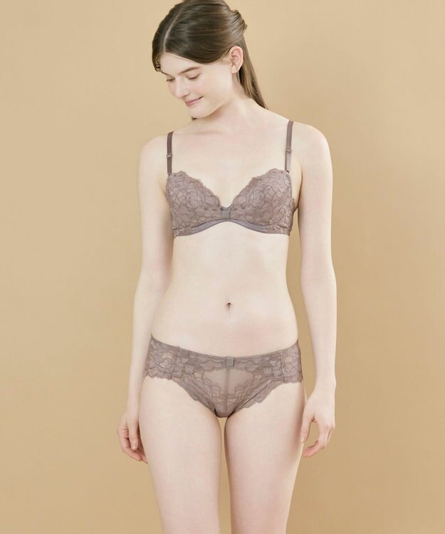 une nana cool リボンブラレース　胸もとフィットながもち～動いてもキレイはつづく～ ブラウン