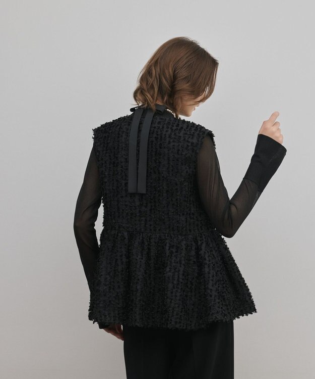 GRACE CONTINENTAL カットジャガードペプラムジレ ブラック