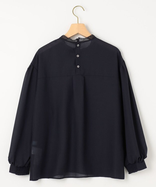 組曲 L 【洗える】シフォンツイルレース ブラウス ネイビー系