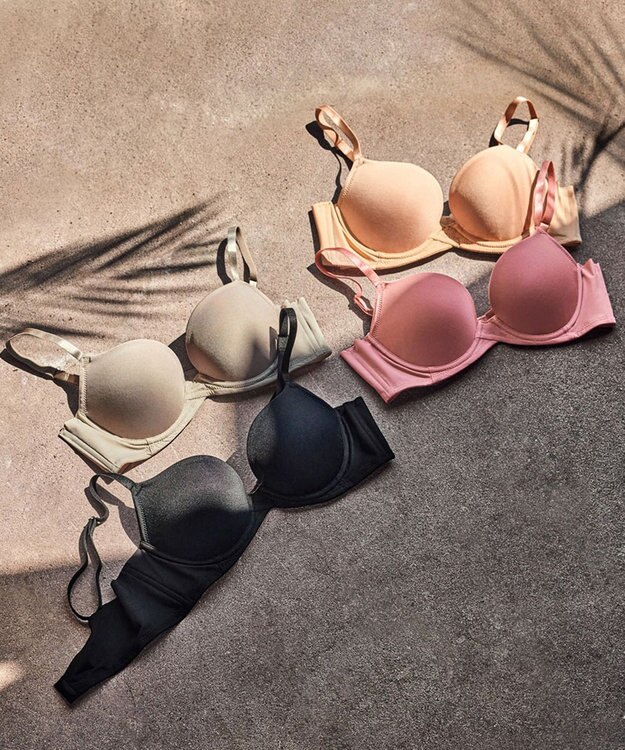 WACOAL ブラジャー サイズや体型特徴に合わせた設計 背中に段差がつきにくい アウターにひびきにくい レディース BXC410 /ワコール ブラック