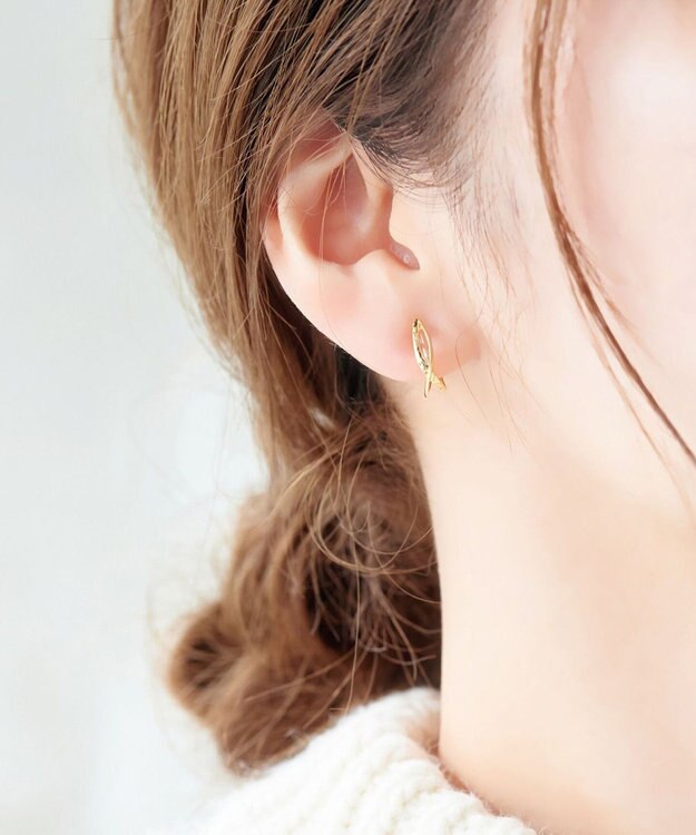 Phoebe 〈シリーズ累計販売10000点突破！〉〈痛くないシリーズ/金属アレルギー対応〉クロスフープクリスタルループフィットイヤリング　ゴールド ゴールド