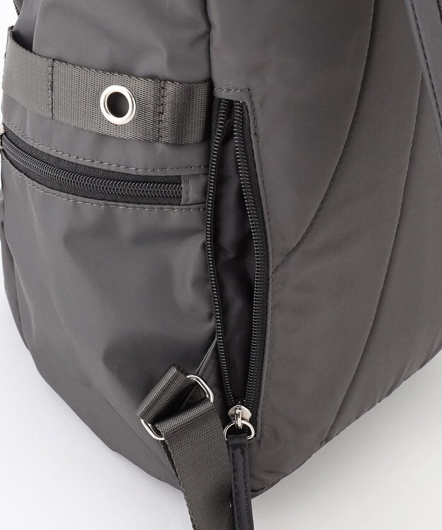 ICB 【A4サイズ収納可】８ポケットナイロンリュック チャコール系