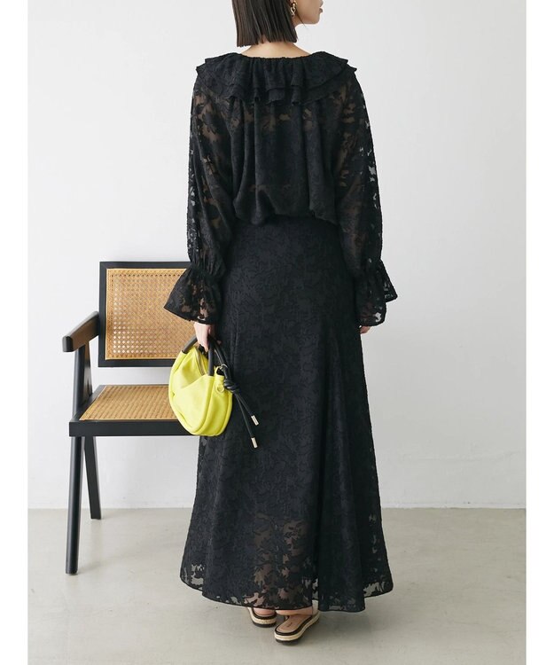 Green Parks シアージャガード花柄フリルブラウス Black