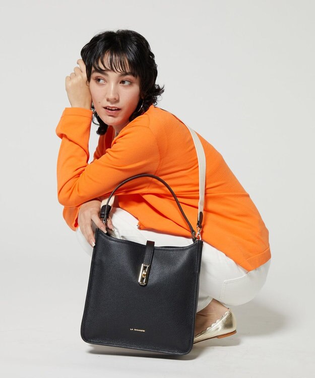 LA BAGAGERIE スクエアレザー2WAYショルダーバッグ ブラック