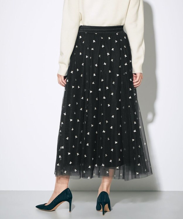 GRACE CONTINENTAL ブーツプリントチュールスカート ブラック