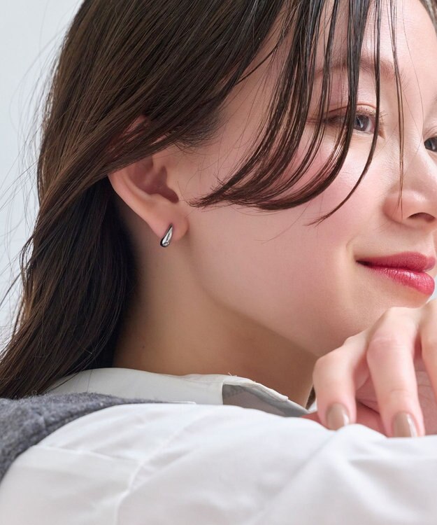 Phoebe 【金属アレルギー対応】ドロップハーフフープミニピアス　シルバー/サージカルステンレス シルバー