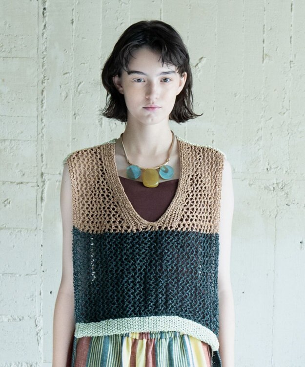 COQ STRATA 和紙ショート丈ベスト ベージュ