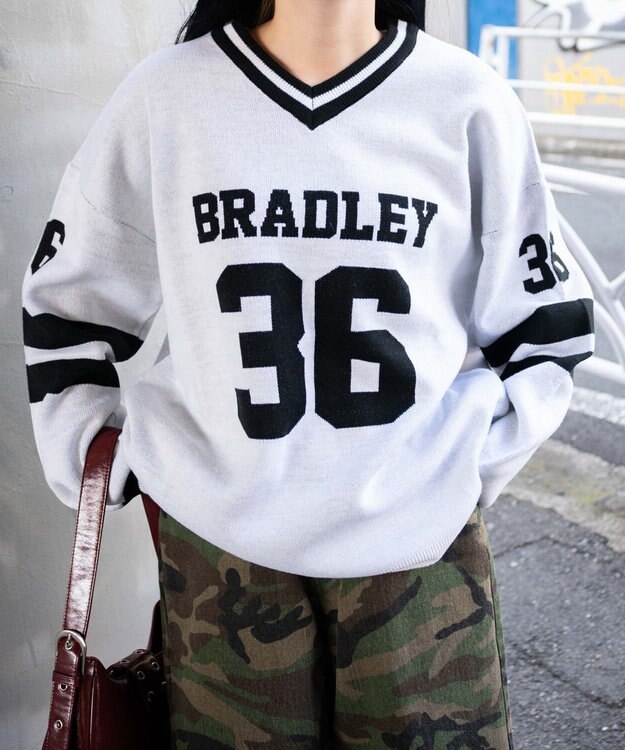 WEGO ナンバリングジャガードVネックニット ホワイト