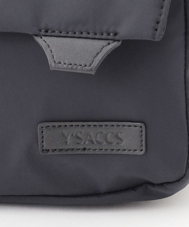 Y'SACCS ダブルタブ　トラベルポシェット ブラック