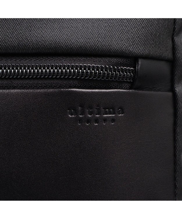 ACE BAGS & LUGGAGE ultima tokyo ディーノ ショルダーバッグ フロントファスナーポケット 68175 ウルティマトーキョー ブラック