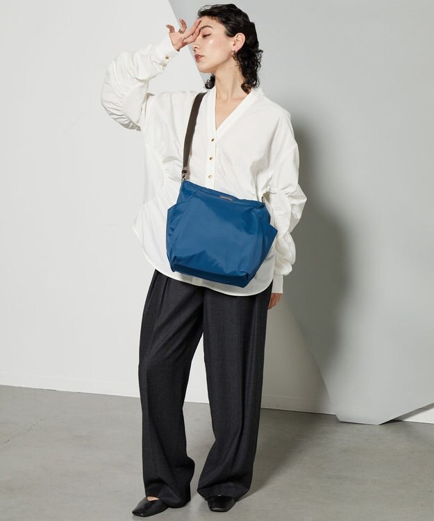 Y'SACCS 【ナイロンタフタ】トラベルショルダー ブルー