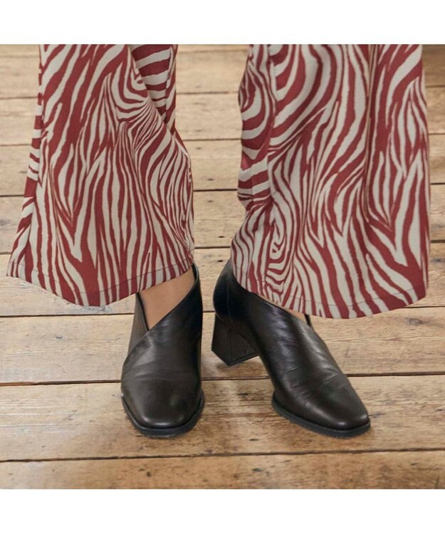 MODE ET JACOMO <D'ICI>チャンキーヒールブーティーパンプス ブラック