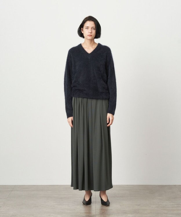 ATON ROYAL FUR CASHMERE | Vネックセーター NAVY
