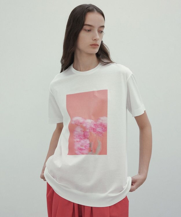 BEIGE， 【洗える・クロワッサン 掲載】PENTAS / オリジナルフォトプリントＴシャツ Turkish bellflower