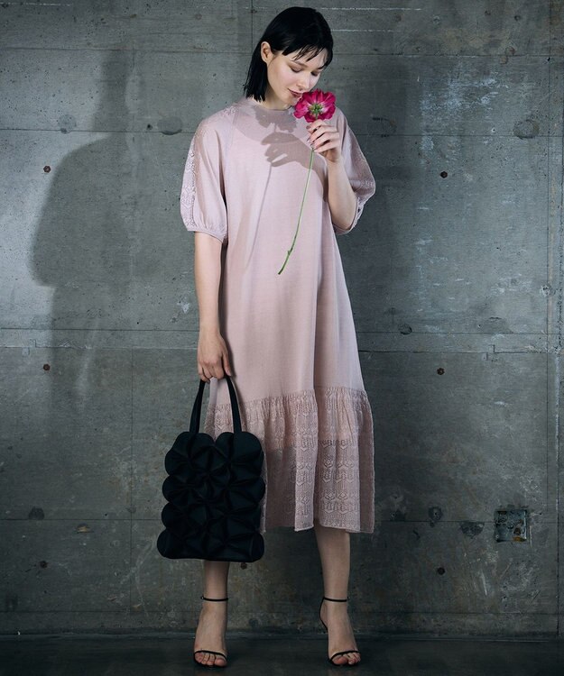 自由区 【カトリエムブーケ】Un pull en dentelle シアーニットワンピース ライトピンク