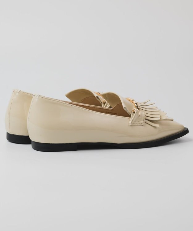 BONTRE 【PRECIEUX JOUET/プレシュウジュエ】キルトビットエナメルローファー エクリュ