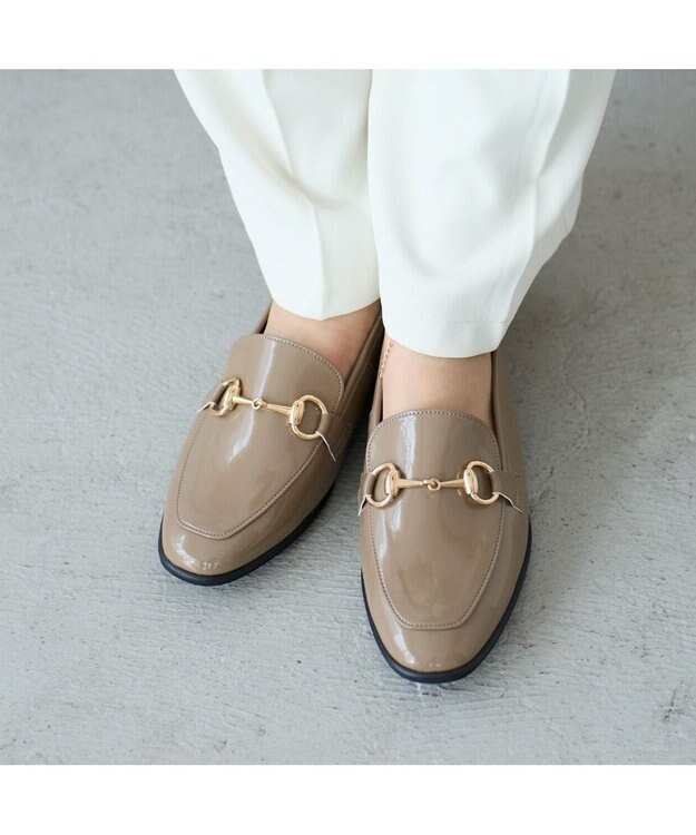 MODE ET JACOMO <carino>ビットローファー ベージュエナメル