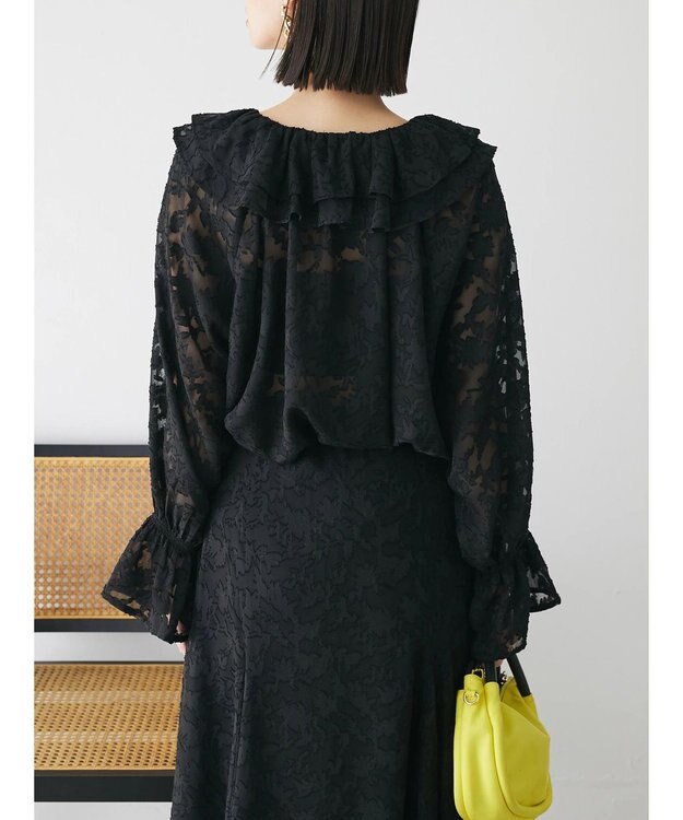 Green Parks シアージャガード花柄フリルブラウス Black