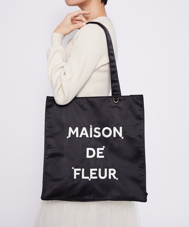 Maison de FLEUR サテンパールブランドロゴ刺繍トートバッグ Black