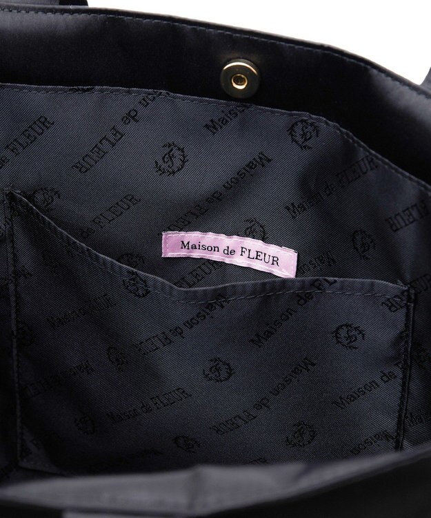 Maison de FLEUR サテンパールブランドロゴ刺繍トートバッグ Black