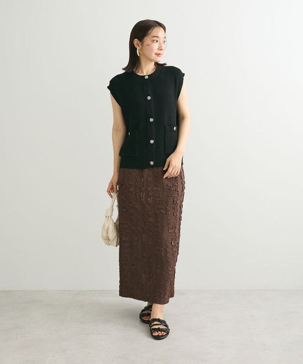 Green Parks シルバーボタンクルーネックベスト Black